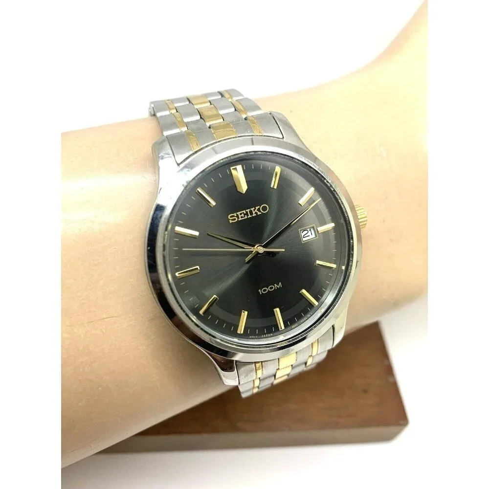 Seiko Men's Watch 6N42-00F0 Quartz Black Gray Dial Two Tone Stainless Steel 41mm